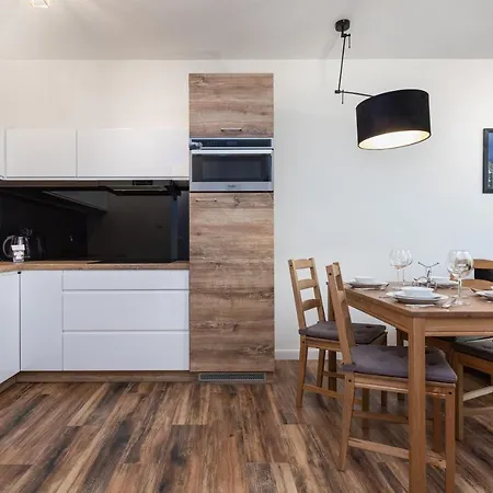 شقة Jantar Apartamenty- Wyspa Solna *