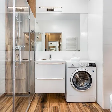 Jantar Apartamenty- Wyspa Solna شقة *